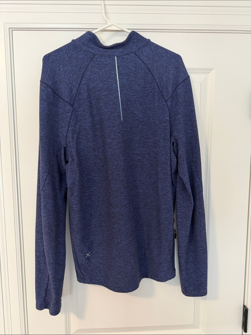 Lululemon Men's Navy Quarter-Zip Sweater Shirt size M - Picture 4 of 4